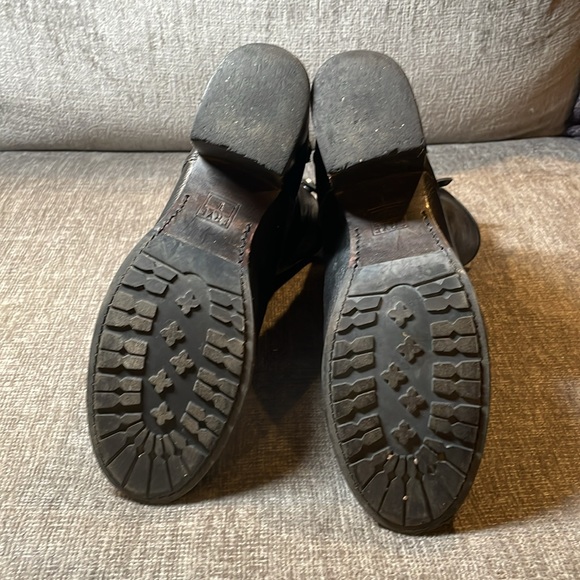 Vintage Frye Back Zip Engineer Boots, Sz 8.5 - Picture 5 of 8